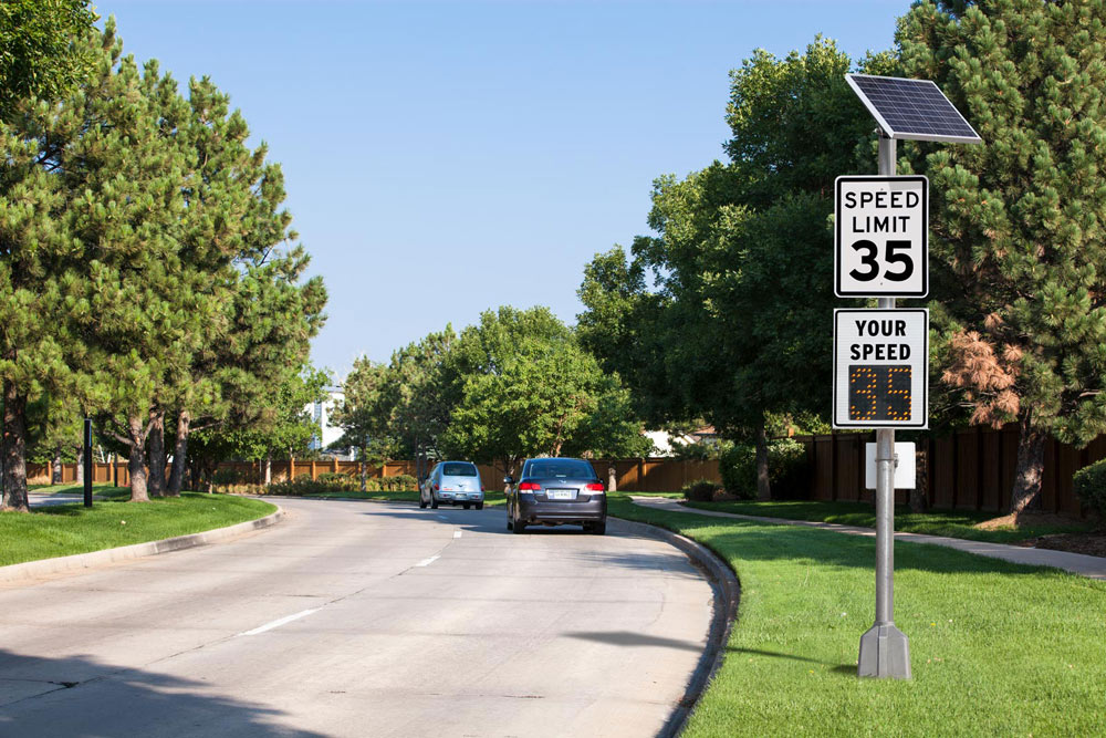 Pole Mount Speed Signs